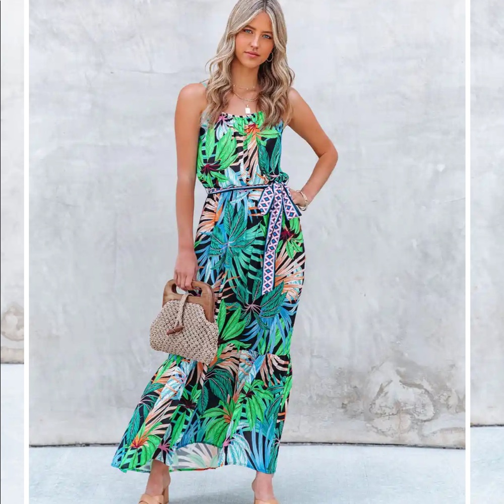 Vici Paradise Palm Print Maxi Dress Small NWOT